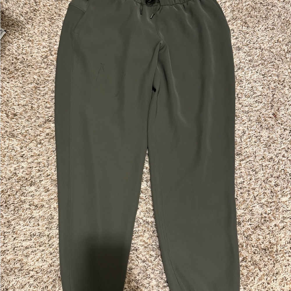 Lululemon joggers Olive Green